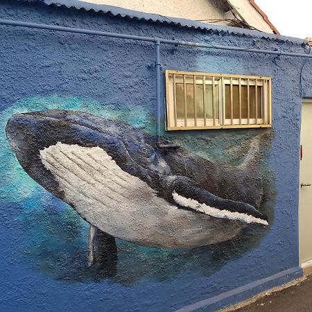 Jinho'S Black Whale Guest House & Bar Seul Exterior foto